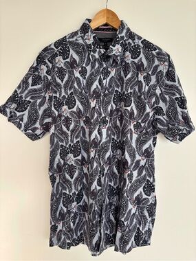 Ted Baker 21” PTP Men's Torch Monkey Leaf Print Short Sleeve Shirt, Blue, Size 5